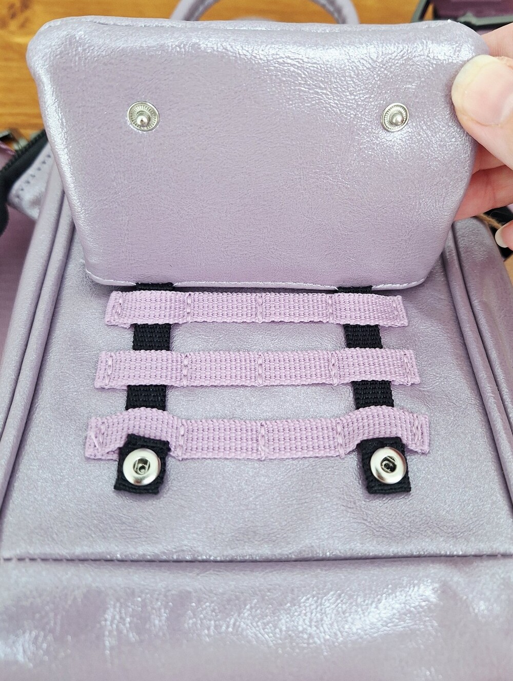 CABAIA Nano Adventurer Capri Lilac Iridescent Crossbody Bag NWT - Picture 10 of 10